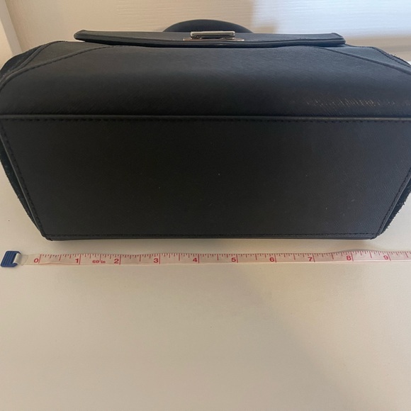 Kate Spade Black Satchel Bag Top handle. - Picture 6 of 7